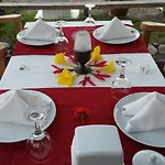 Yavuz ホテル
