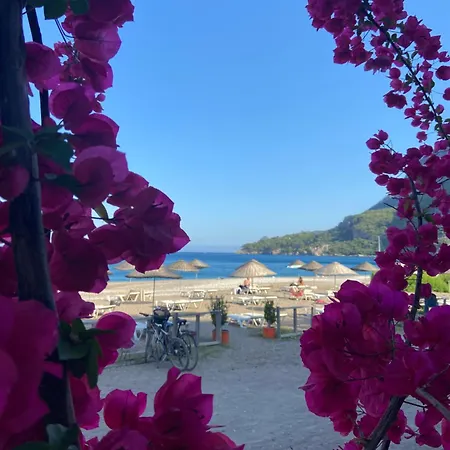 Yavuz Hotel Çıralı