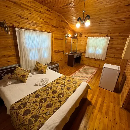 Hotel Yavuz Çıralı